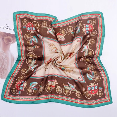 foulard carré en soie grand n°09 (copie)